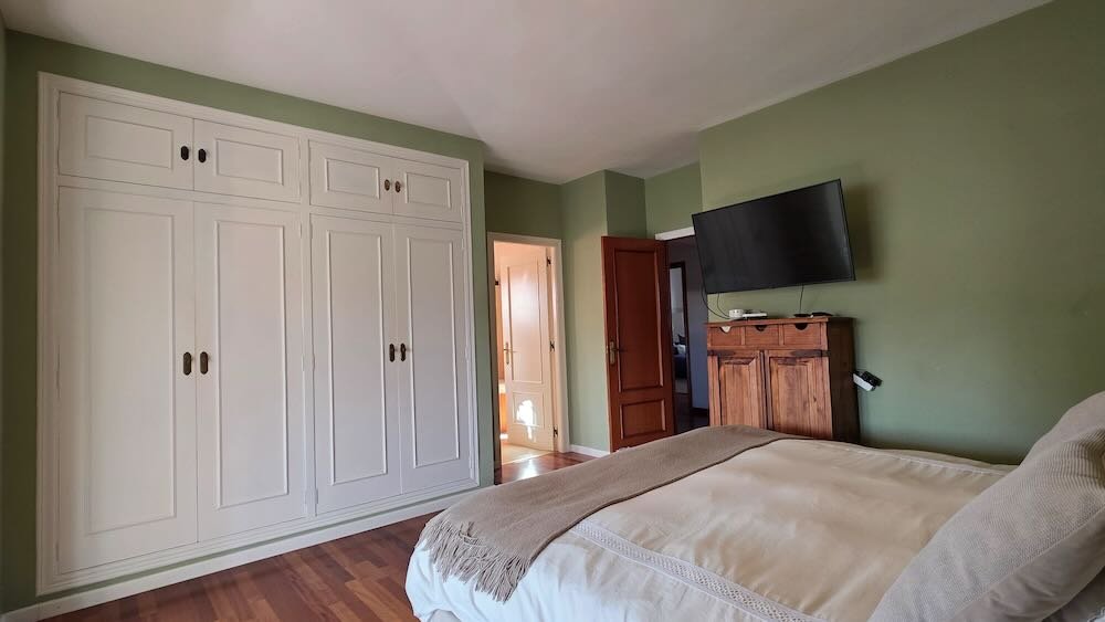 Property 2458 - Image 46